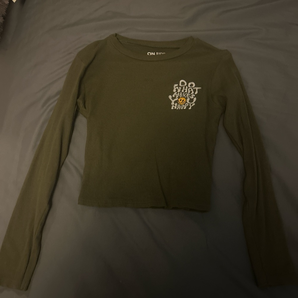 Green long sleeve top